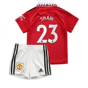Kids Manchester United Luke Shaw #23 Thuis tenue 2022-23 Korte Mouw (+ Korte broeken)